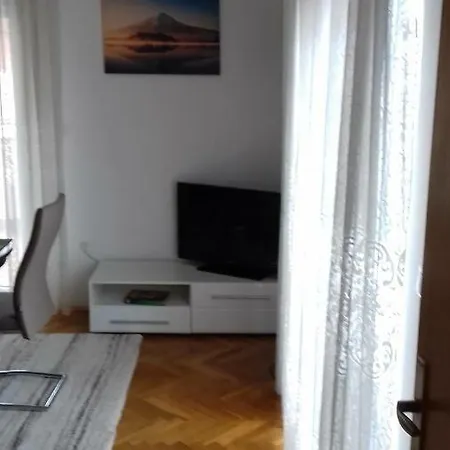 Apartman Devcic * Zára